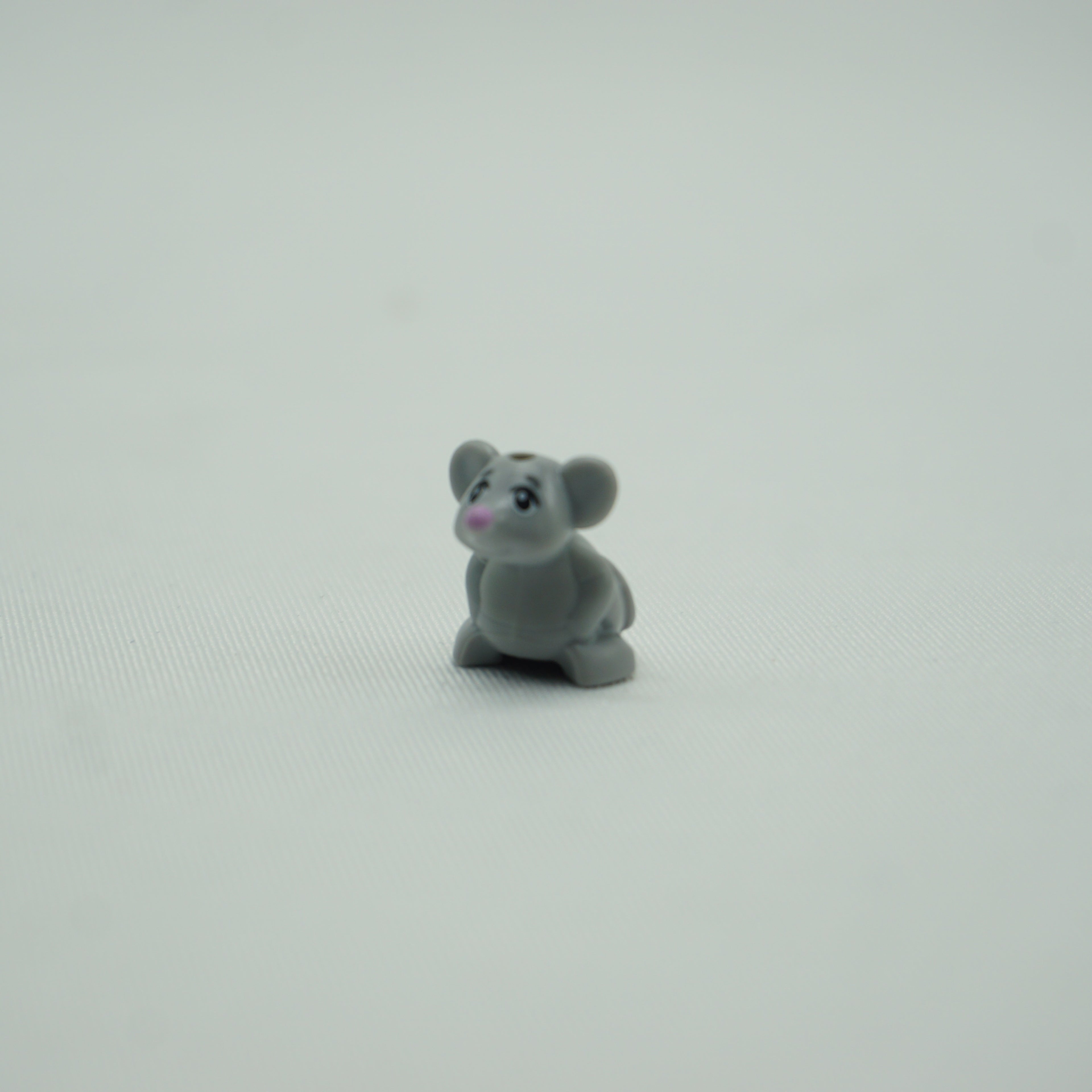 Part 70844pb02 - Mouse, Disney Princess / Friends with Black Eyes and Bright Pink Nose Pattern