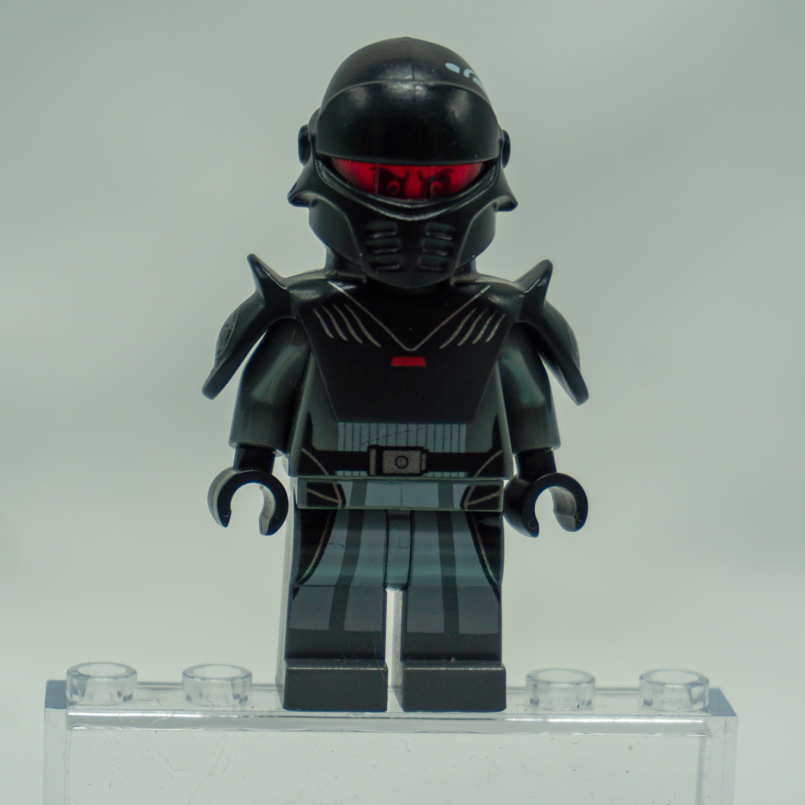 Minifig sw0622 - The Grand Inquisitor - Dark Bluish Gray Uniform
