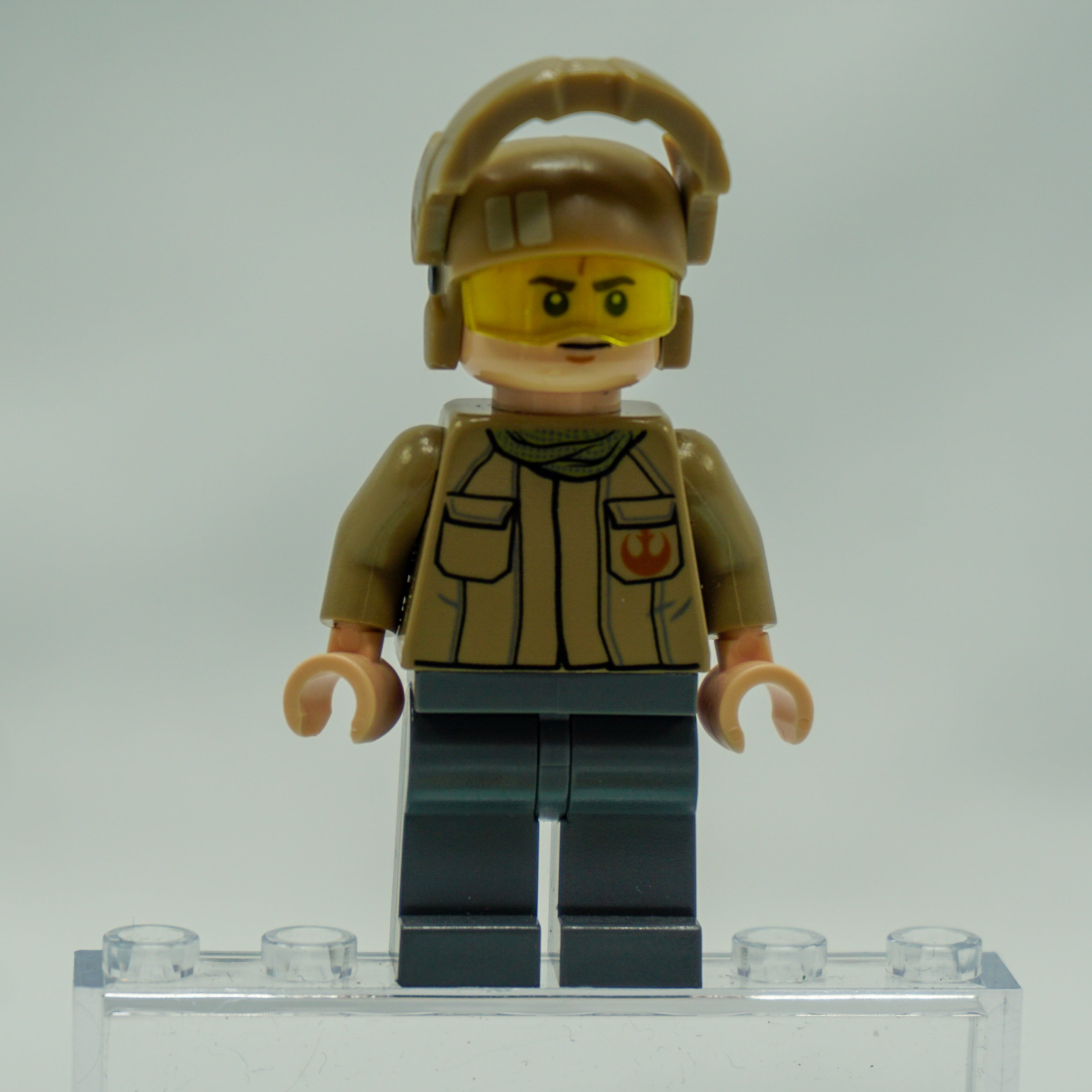 Minifig sw0721 - Resistance Trooper - Resistance Logo