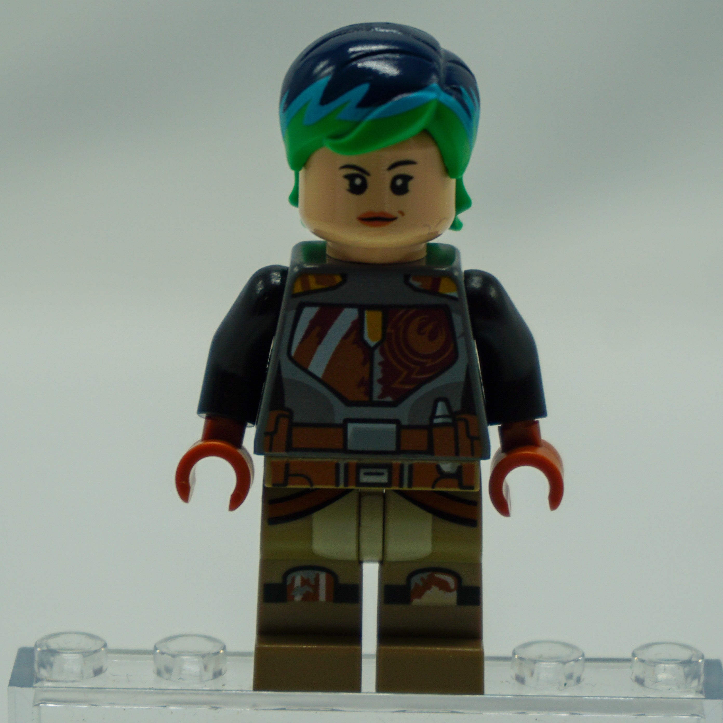 Minifig sw0742 - Sabine Wren - Bright Green and Dark Blue Hair